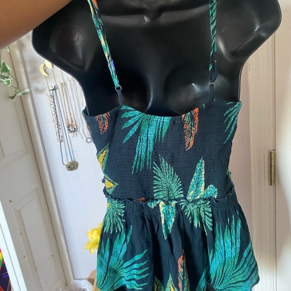 Floral Top Spring Summer Size Large - Picture 2 of 7